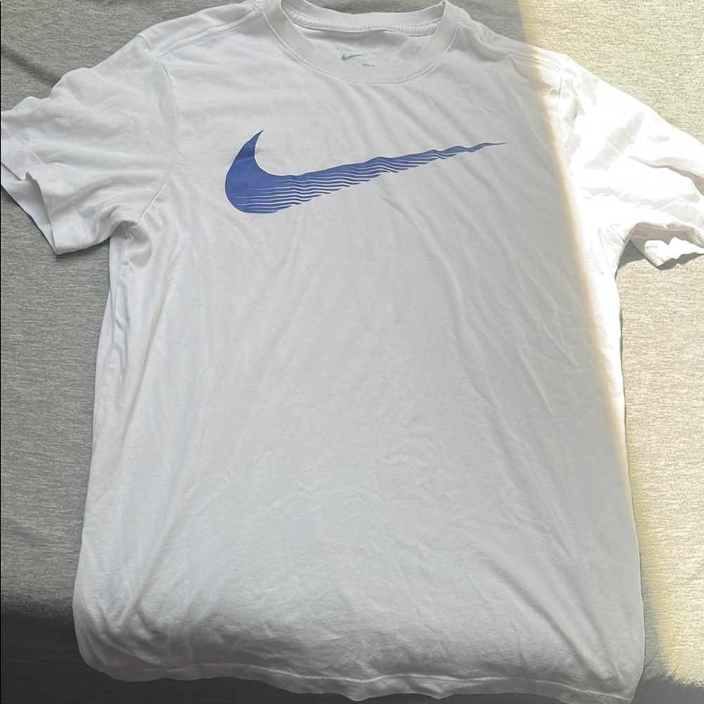 Nike Men's White T-Shirt with Blue Logo